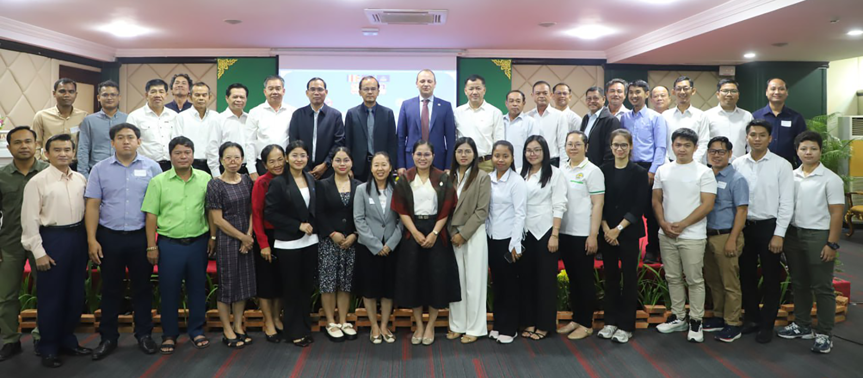 ACT / Cambodia Strengthens Capacity on Costing and Budgeting for its Multi Sectoral Action Plan on AMR